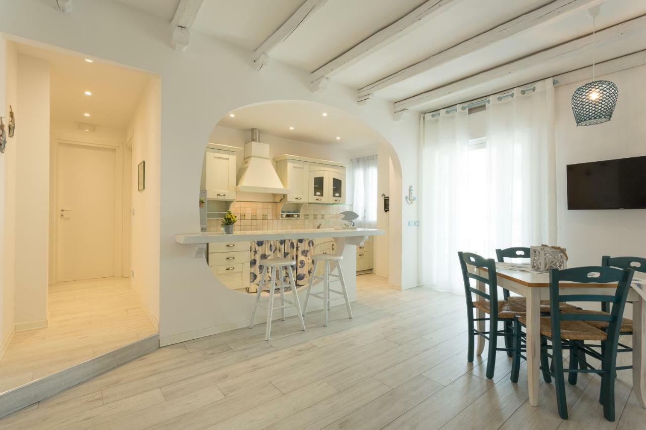 Acqua Azzurra Holiday Home 拉古萨的码头 外观 照片