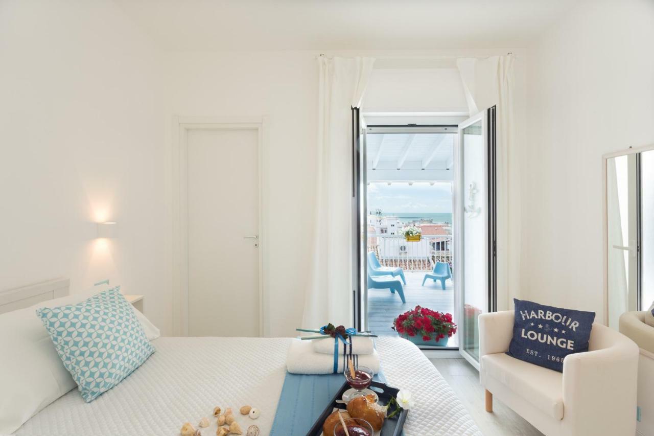 Acqua Azzurra Holiday Home 拉古萨的码头 外观 照片